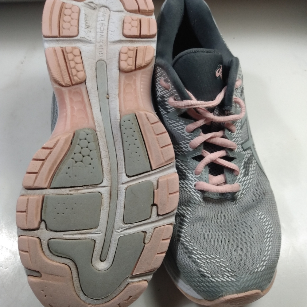 Asics Gel- Nimbus 20 Running Shoes Women's sz 7 - Picture 9 of 11